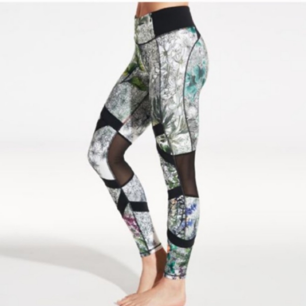 Calia by Carrie Underwood/ S